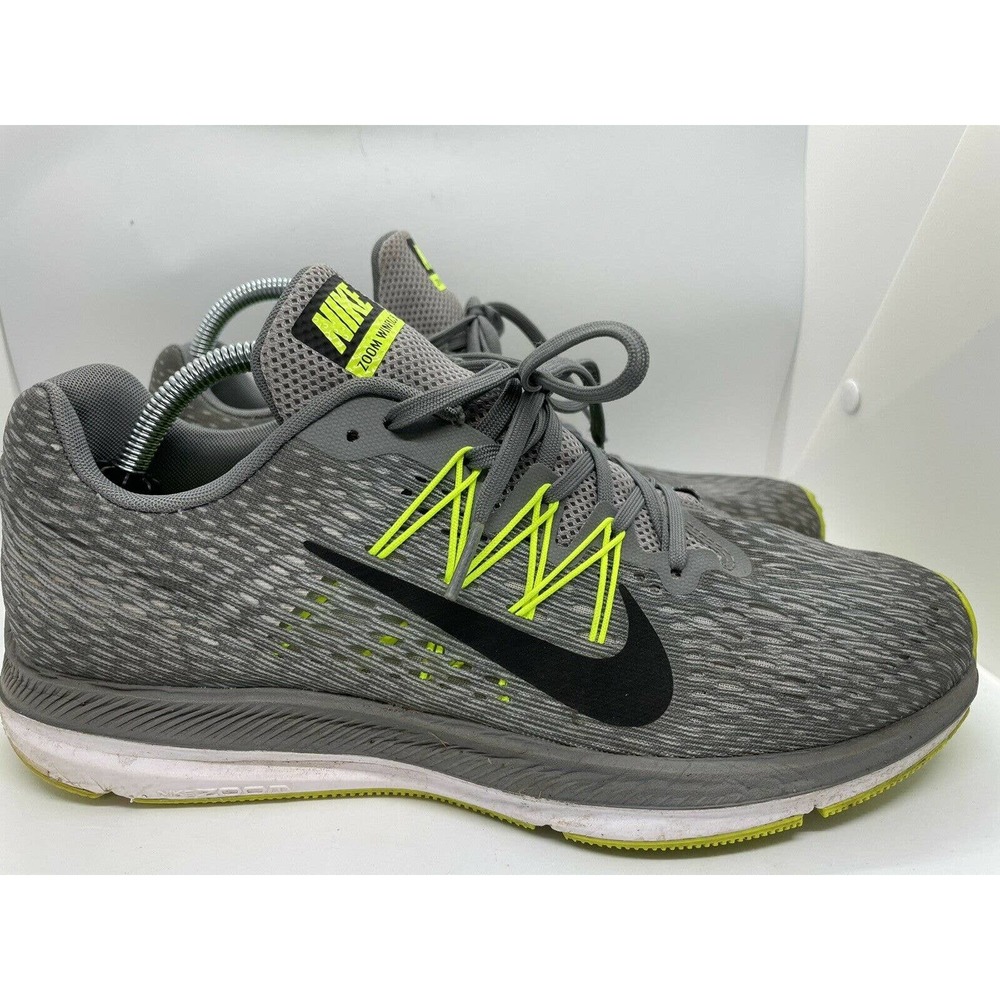 Nike Mens Zoom Winflo 5 AA7406-011 Black Gray Running Shoes Lace Up Size 9.5